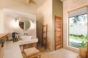 Clove Island Essence & Spa Boutique