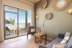 Clove Island Essence & Spa Boutique
