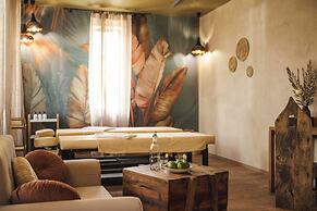 Clove Island Essence & Spa Boutique