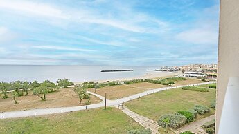 City-centered Comfort in Agde