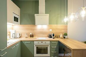 Mandarin apartments by halu!