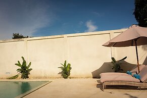 Hillstone Luxury Village