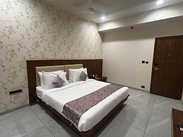 Pam Premium Hotel Vadodara