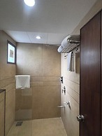 Pam Premium Hotel Vadodara