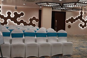 Pam Premium Hotel Vadodara