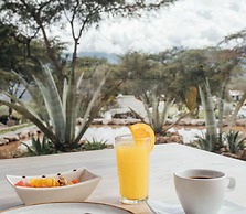 TUNAS & CABRAS HOTEL