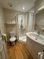 Haddon Hall Hotel
