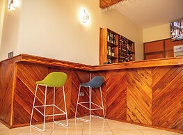 Skylark Hotel