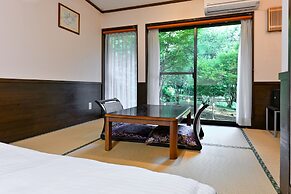 yamakawaonsen kosugian