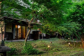 yamakawaonsen kosugian