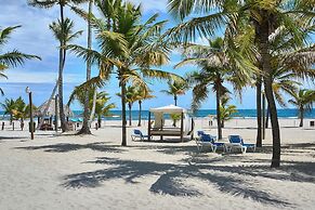 Beachfront Condo Costa del Sol Sleeps 6