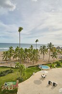 Beachfront Condo Costa del Sol Sleeps 6