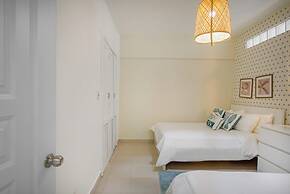 Beachfront Condo Costa del Sol Sleeps 6