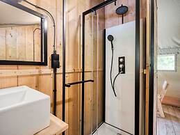 Comet Glamping Tent, Ardennes
