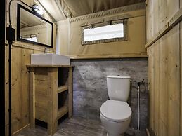 Comet Glamping Tent, Ardennes