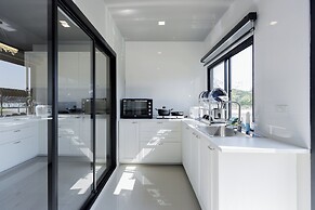 Kanna Pool Villa