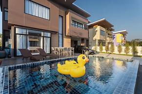 Kanna Pool Villa
