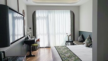 Vishan Garden Trendy Hostel
