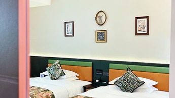 Vishan Garden Trendy Hostel