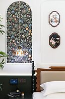 Vishan Garden Trendy Hostel