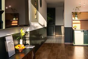 Vishan Garden Trendy Hostel