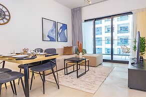 Bloomfields Stylish 1Br Binghatti Creek