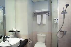 Fox Lite Hotel Cikarang