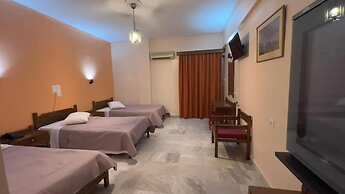 Hotel Cosmos