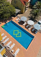 Casa Del Mar