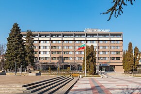 Jitomir Hotel
