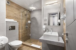 Jitomir Hotel