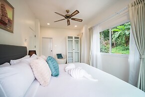 Ocean View 4BR Pool Villa KataBB Seaview