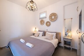 3 Paros All Season Villas