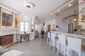 3 Paros All Season Villas