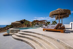 3 Paros All Season Villas