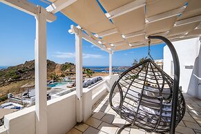 3 Paros All Season Villas