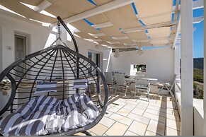 3 Paros All Season Villas