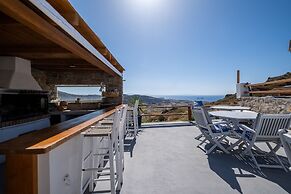 3 Paros All Season Villas