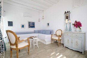 3 Paros All Season Villas