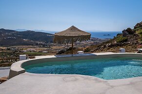 3 Paros All Season Villas