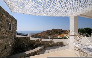3 Paros All Season Villas