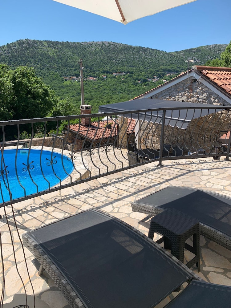 Villa Paun