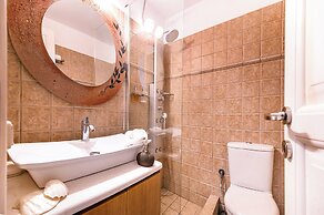 Ifigeneia Luxury Villas