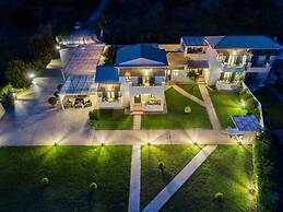 Corfu Liostasi Villa - Hellios Luxury Gem w Pool