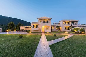 Corfu Liostasi Villa Thalassa Poolside Luxury Gem