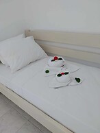 Nik Litinas Apartments With Pool