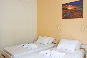 Nik Litinas Apartments With Pool