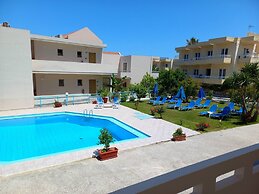 Nik Litinas Apartments With Pool