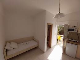 Nik Litinas Apartments With Pool