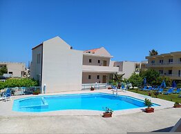 Nik Litinas Apartments With Pool